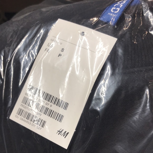 Black/Rick and Morty - Picture 2 of 2